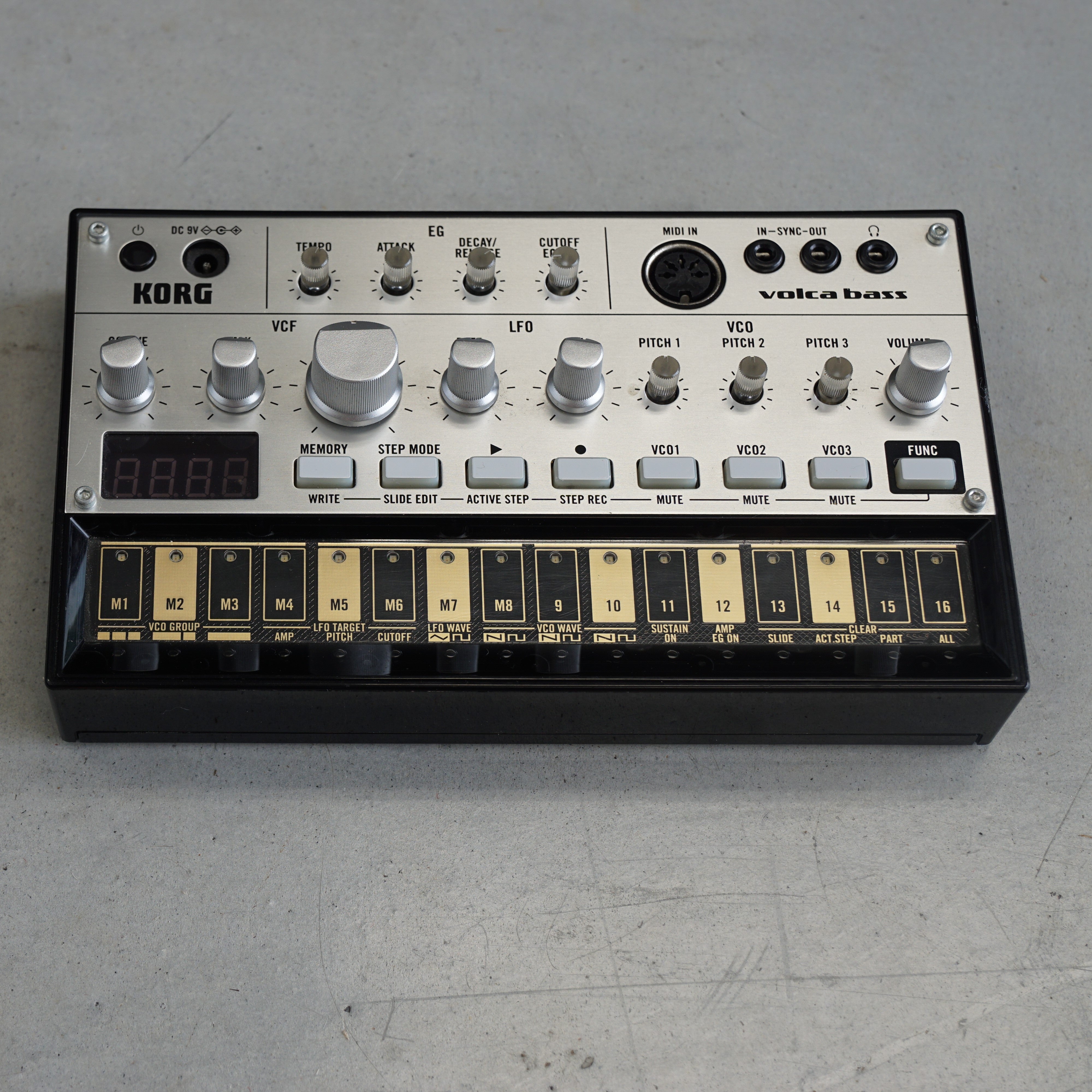 Korg Volca Bass Analog Bass Synth