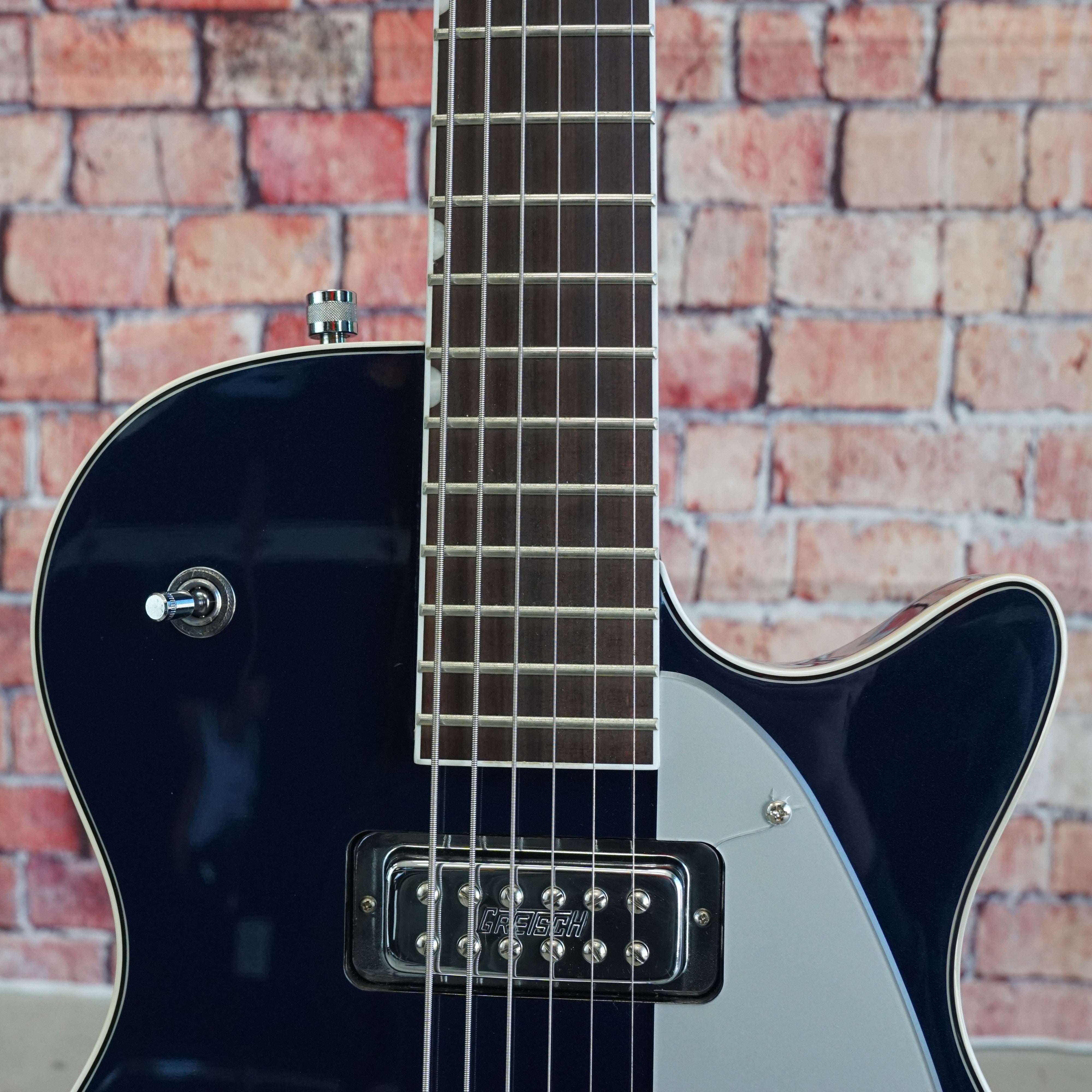 Gretsch G5260T Electromatic Jet Baritone with Bigsby - Midnight Sapphire