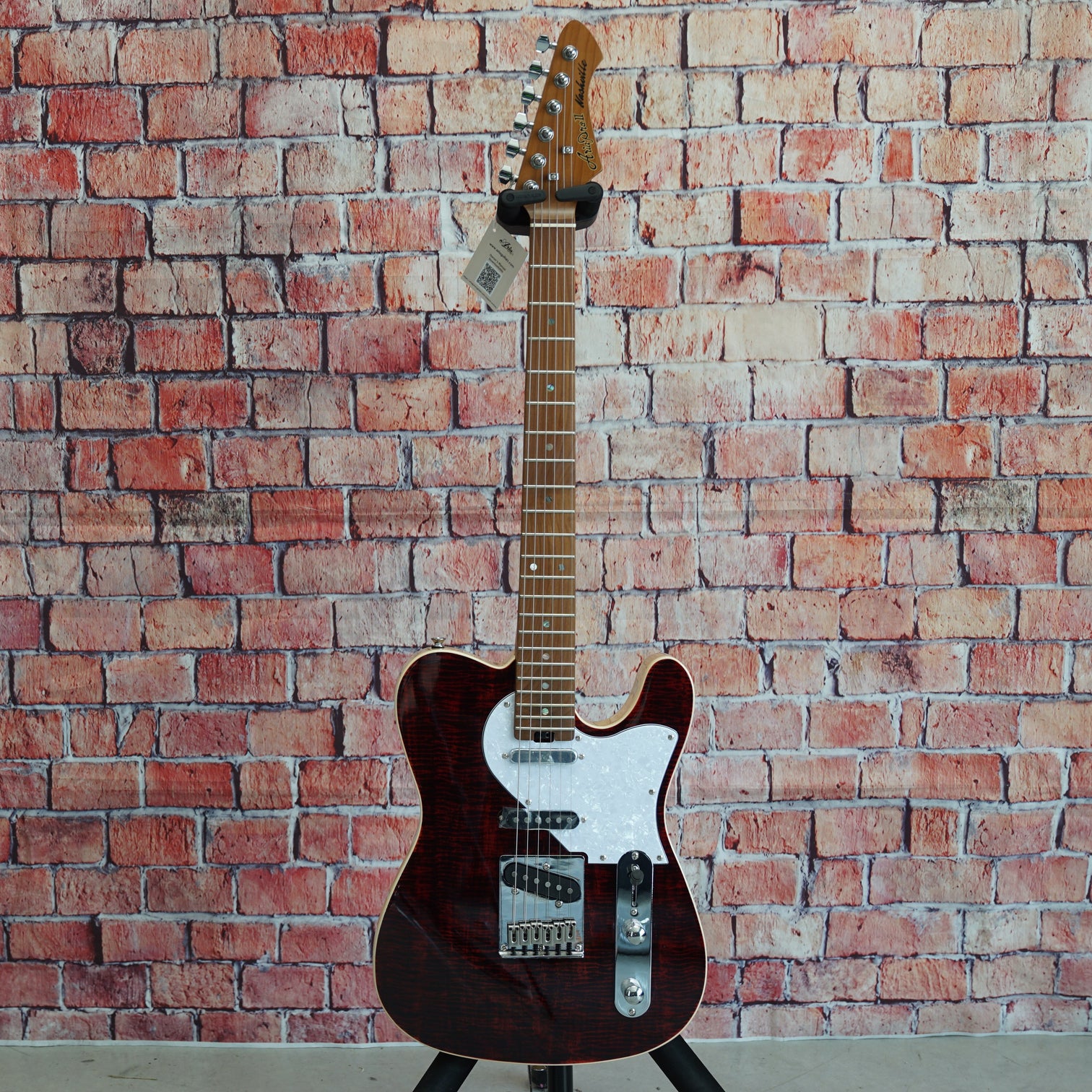 Aria 615-MKII Nashville - Ruby Red