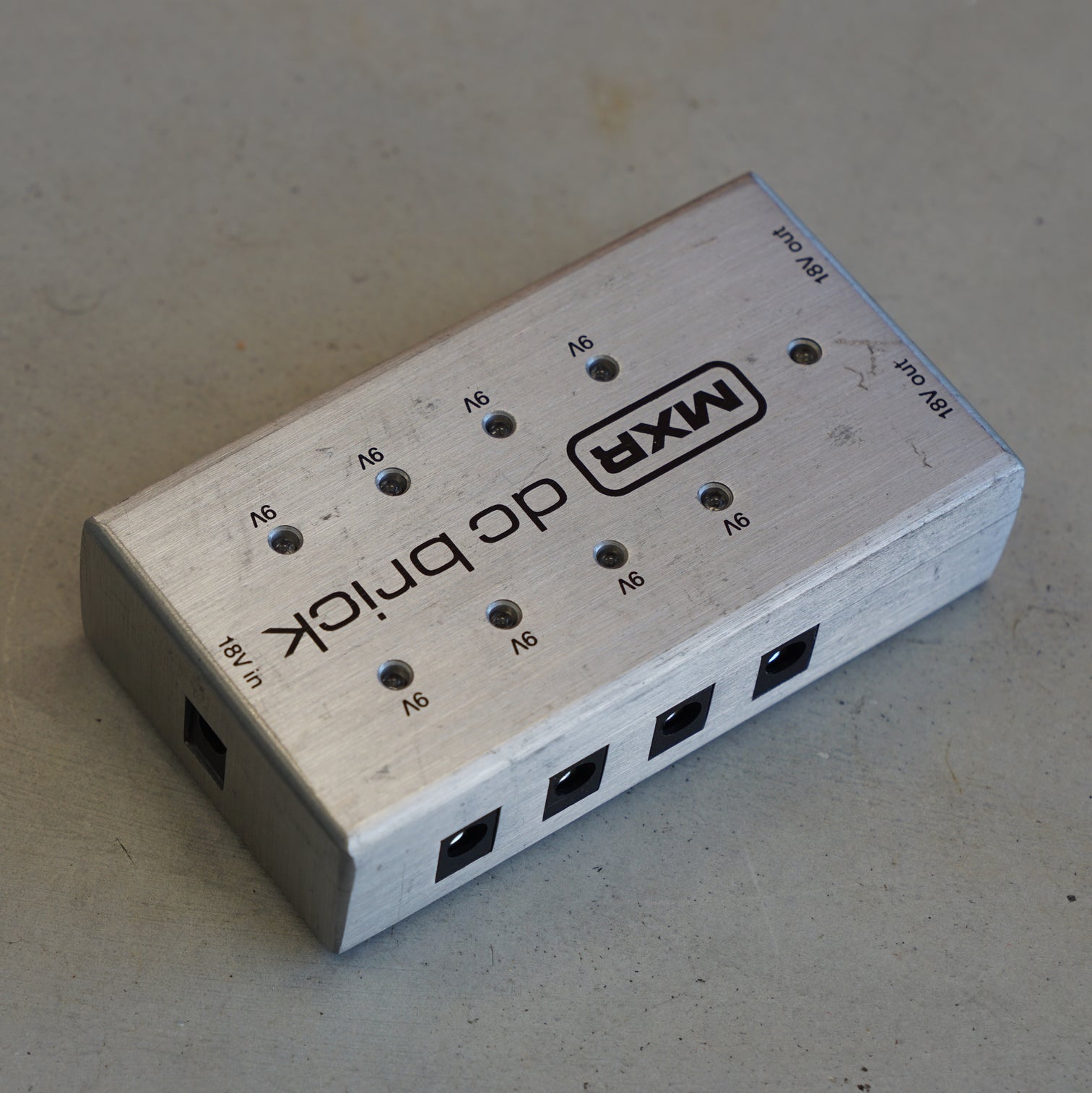 MXR DC Brick M237 Power Supply