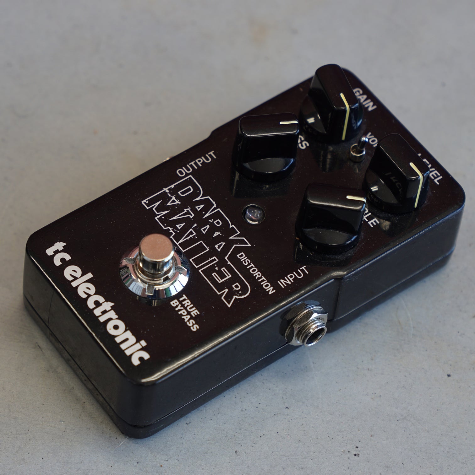 TC Electronic Dark Matter Distortion