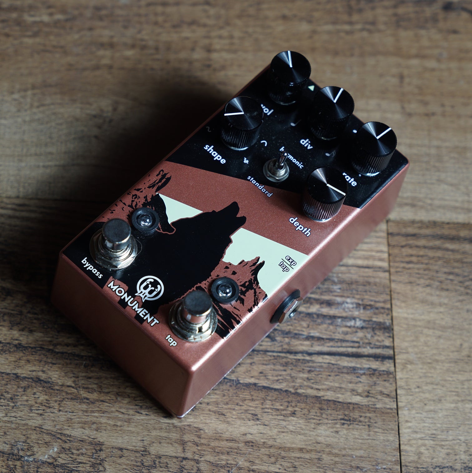 Walrus Audio Monument Harmonic Tap Tremolo V2