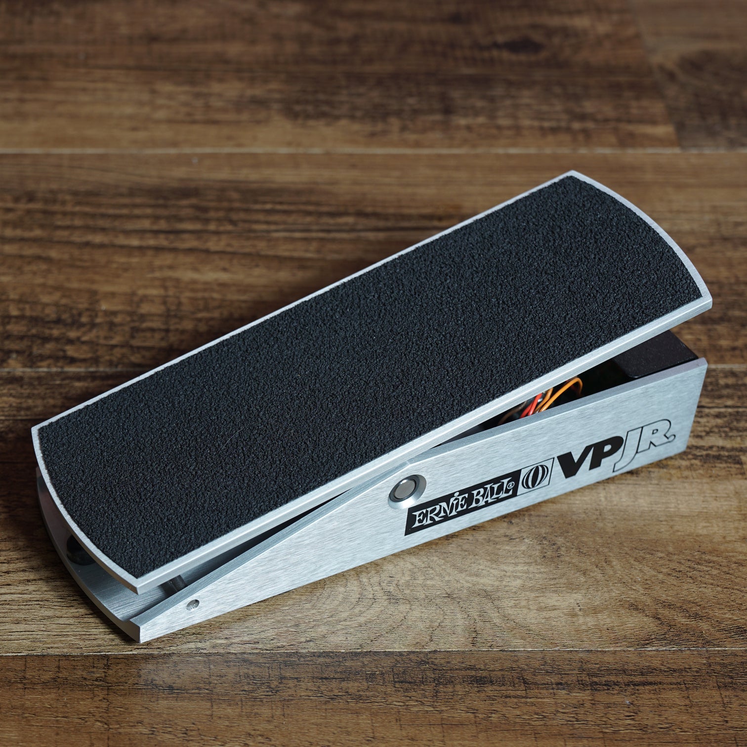 Ernie Ball VPJR Tuner