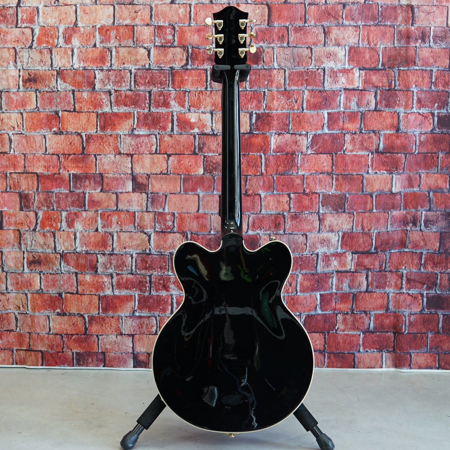 Gretsch G2627TG Streamliner Center Block 3-Pickup - Black 2021