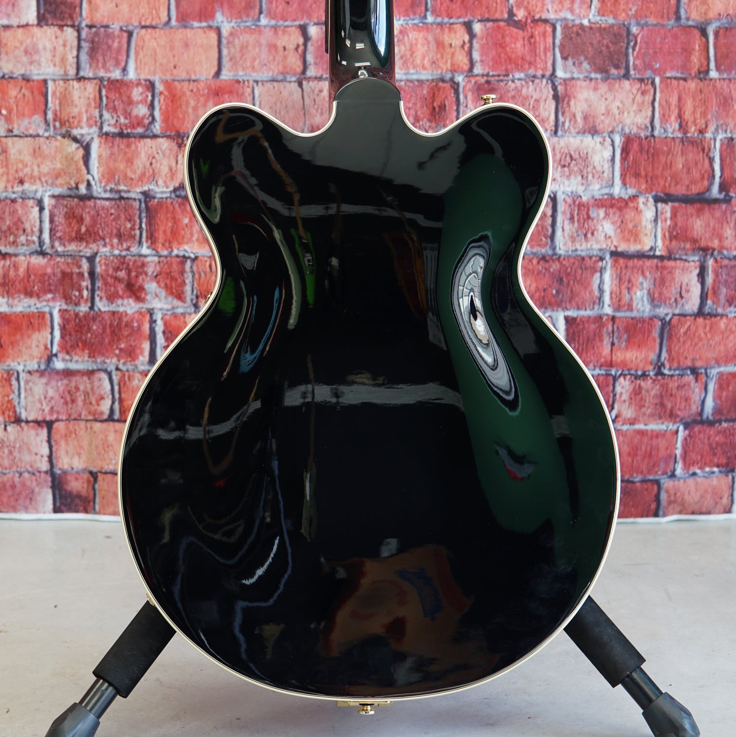 Gretsch G2627TG Streamliner Center Block 3-Pickup - Black 2021