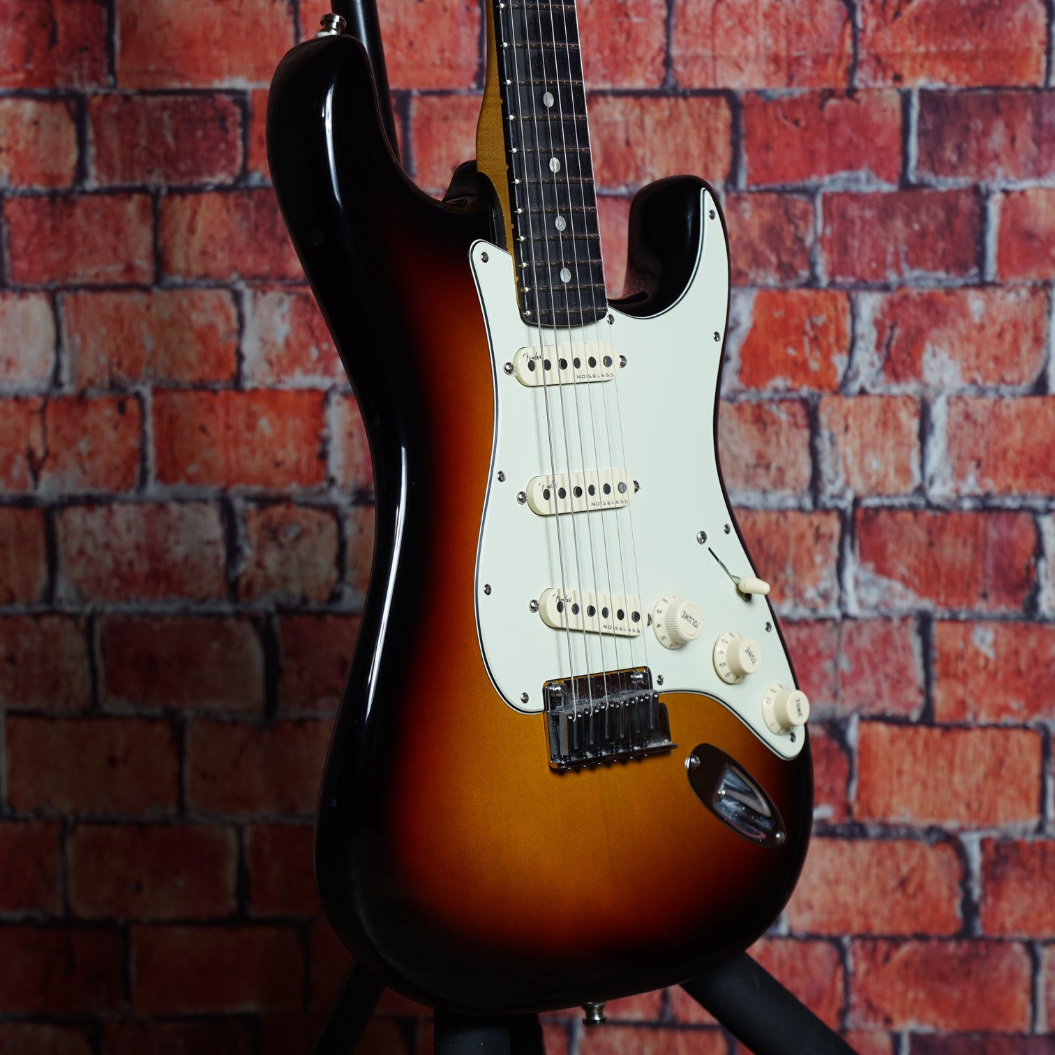 2022 Fender American Ultra Stratocaster - Ultraburst w/ Molded Hard Case