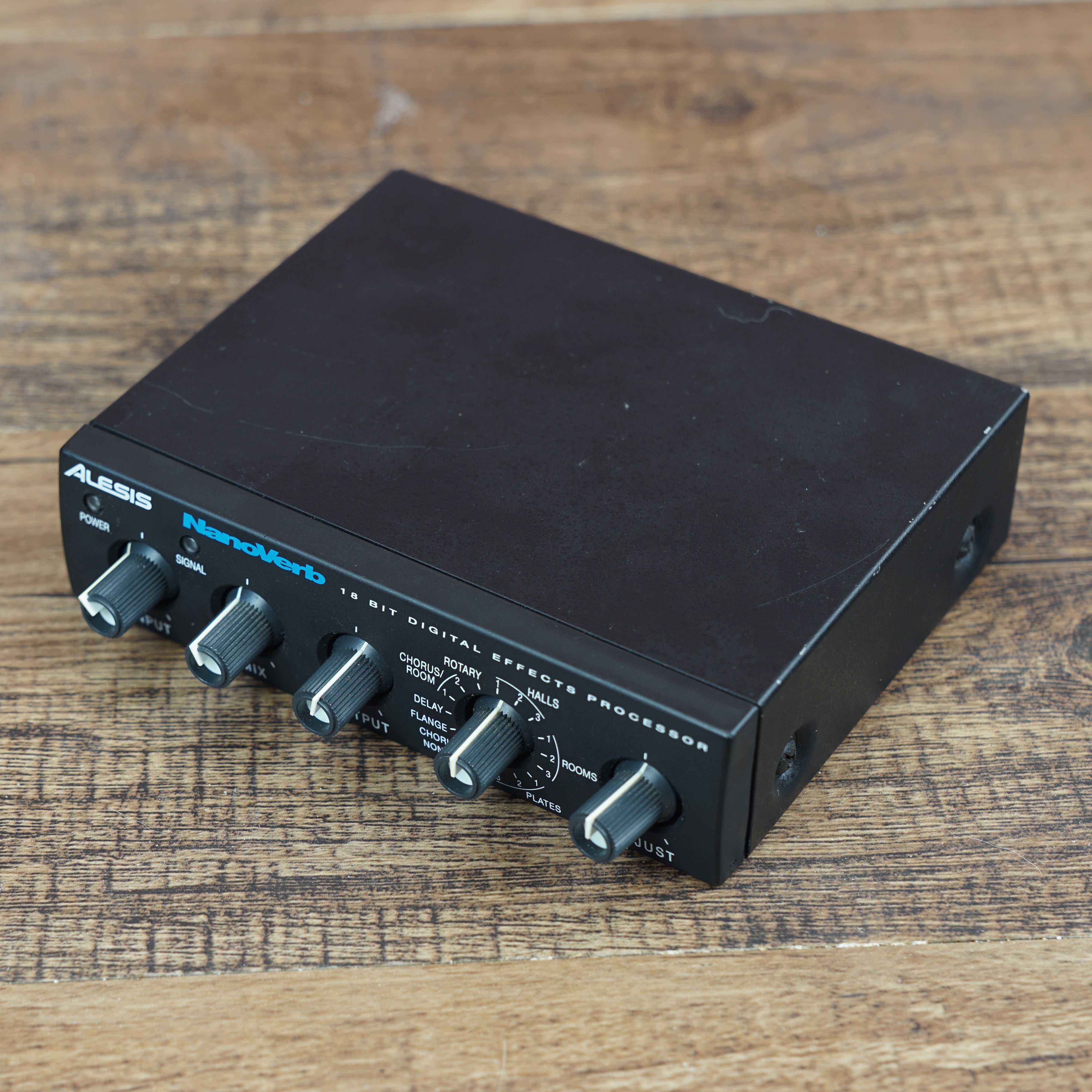 Alesis Nanoverb 18-Bit Digital Effects Processor