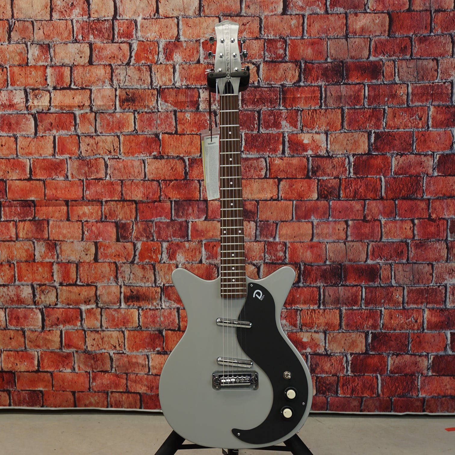 Danelectro '59M NOS+  - Ice Gray