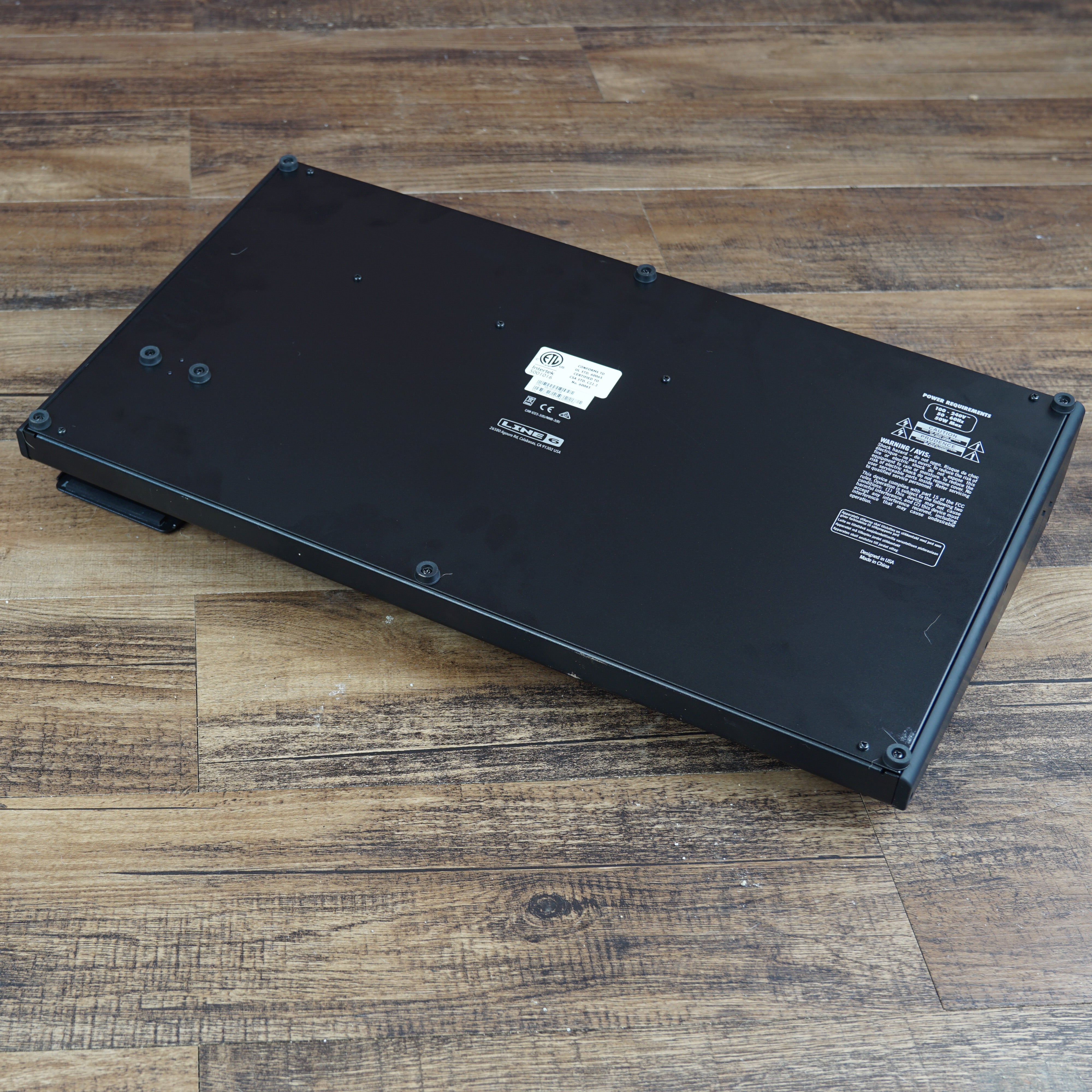 Line 6 Helix LT Multi-Effect and Amp Modeler