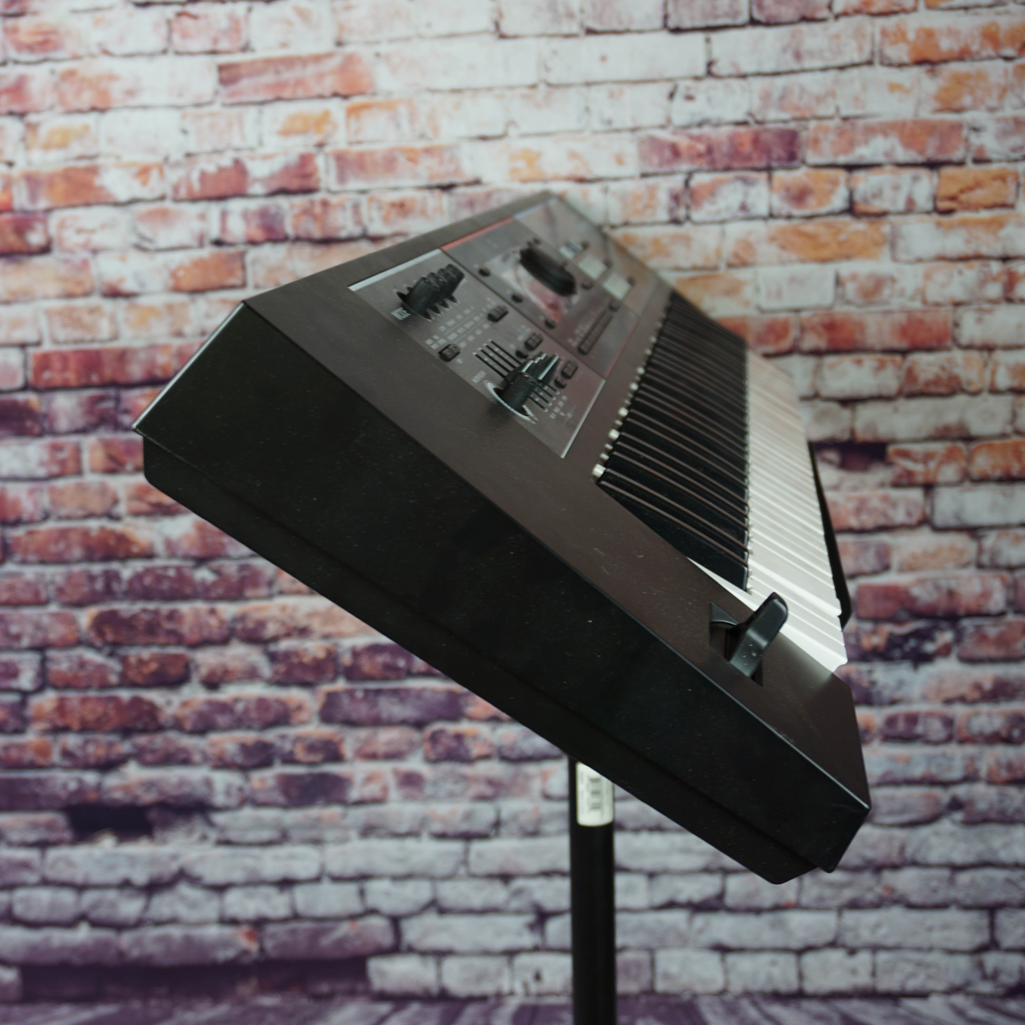 Roland JUNO DS-61 Synthesizer Keyboard